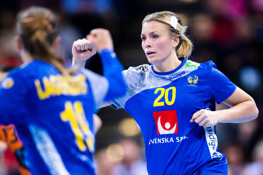 Sveriges Isabelle Gulldén jublar  i bronsmatchen mellan