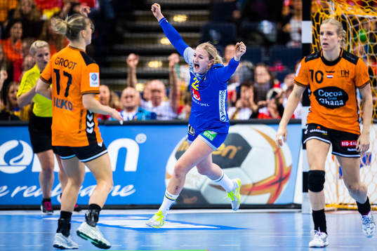 Sveriges Hanna Blomstrand  jublar  i bronsmatchen mellan