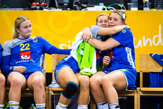 Sveriges Hanna Blomstrand , Ulrika Toft Hansen  och