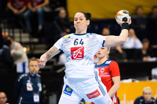 Frankrikes Alexandra Lacrabere i finalen mellan Frankrike