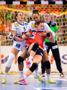 Norges Kari Brattset i finalen mellan Frankrike och Norge