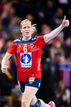 Norges Heidi Løke jublar i finalen mellan Frankrike och