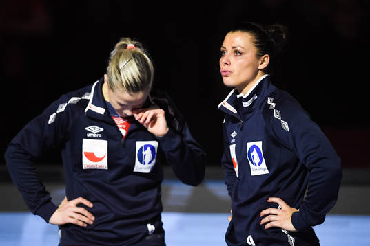 Norges Heidi Løke och Nora Mørk deppar