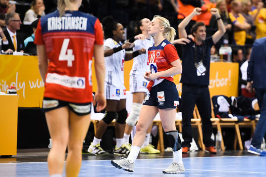 Norges Stine Bredal Oftedal deppar i finalen mellan