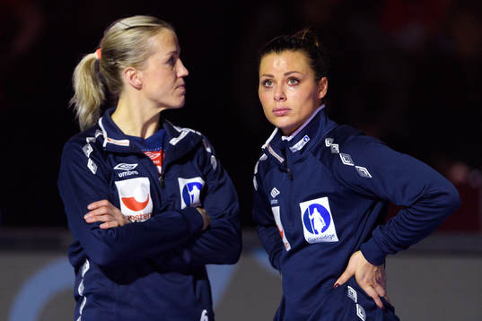 Norges Heidi Løke och Nora Mørk deppar
