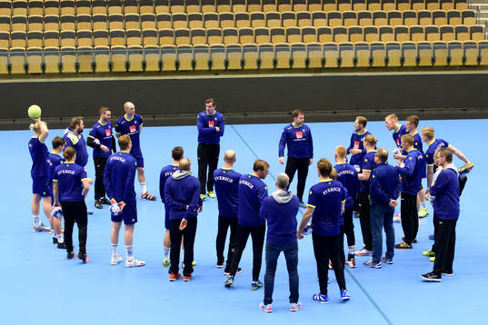 Spelarna samlas