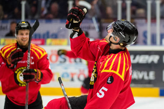 Brynäs Lukas Kilström jublar