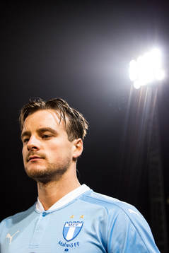 Malmö FFs Eric Larsson gör entré