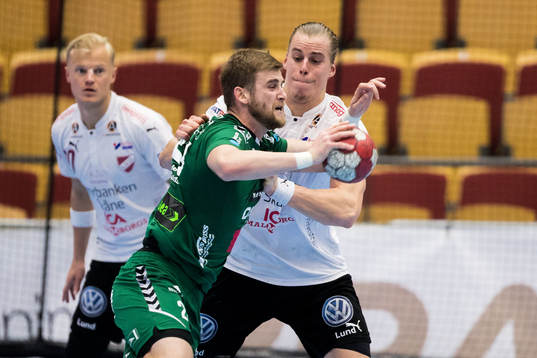Helsingborgs Sasa Puljizovic och Lugis Niclas Paradis
