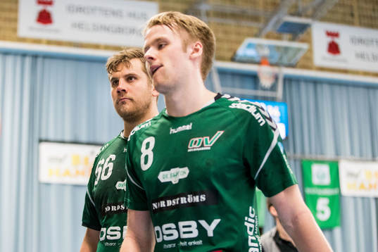Helsingborgs Linus Nileskog och Emil Lindqvist deppar