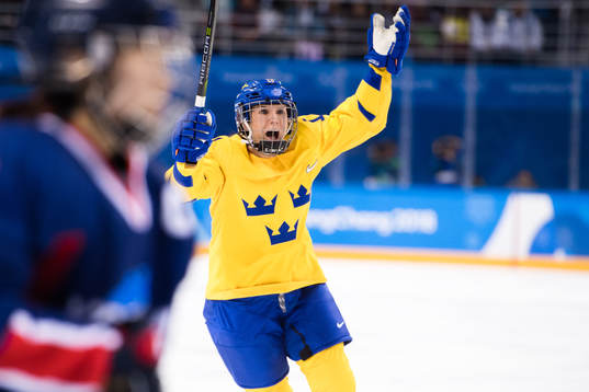 Elin Lundberg of Sweden celebrates