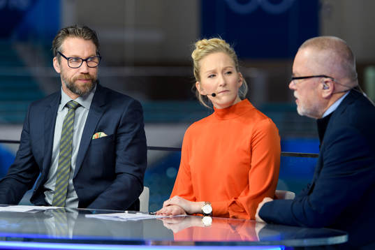 Peter Forsberg and Kim Martin in the Eurosport Studio