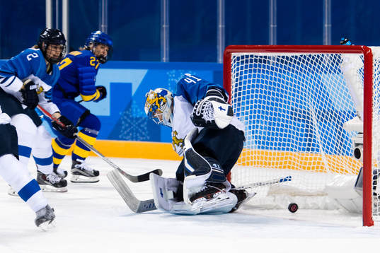 Emma Nordin of Sweden scores the 4-1 goal  behind