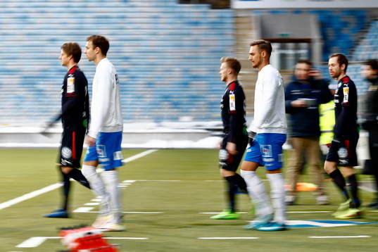 Norrköpings Linus Wahlqvist tågar in
