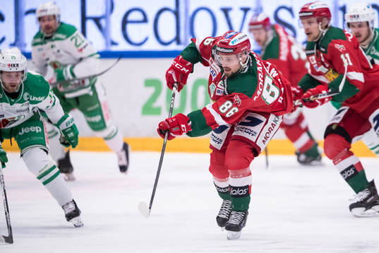 Moras Mathias Bromé  i ishockeymatchen i SHL mellan Mora