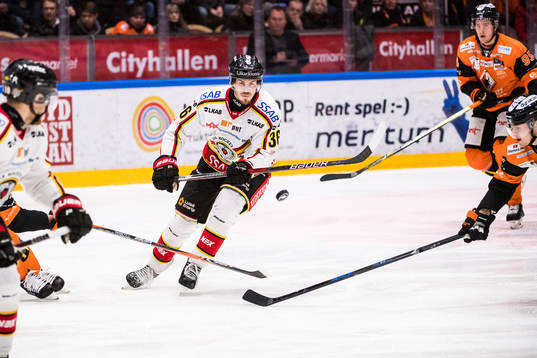 Luleås Emil Larsson