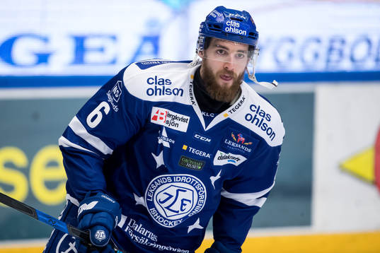 Leksands Austin Madaisky  i ishockeymatchen i