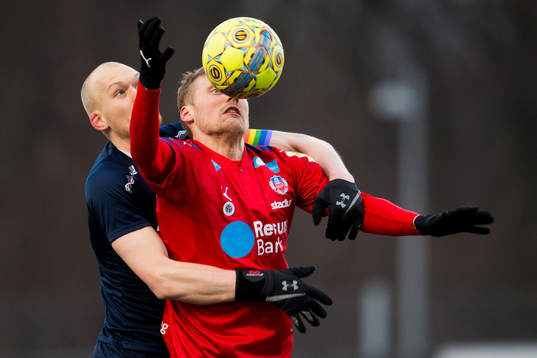 Helsingborgs Anda Runar Bjärnason mot Tvååkers Viktor