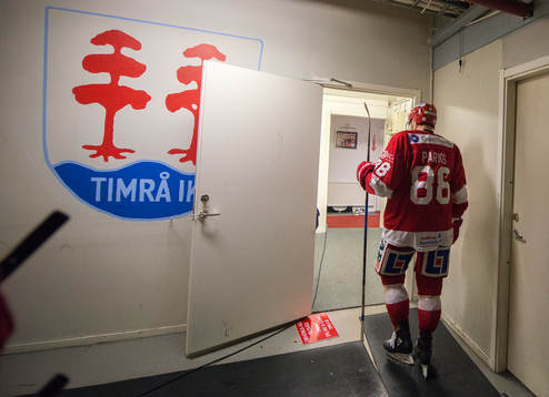 Timrås Michael Parks går ut till omklädningsrummet