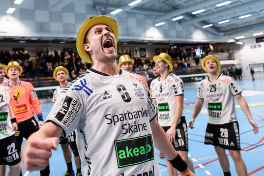 IFK Ystads Christoffer Svensson jublar