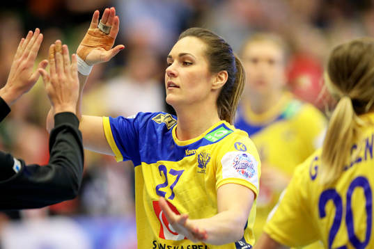 Sveriges Sabina Jacobsen jublar