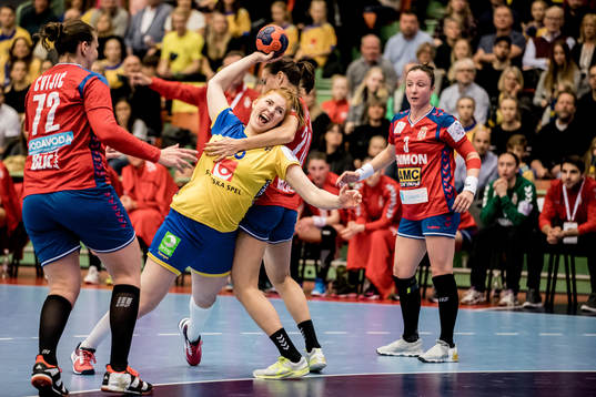 Sveriges Sofia Hvenfelt gör mål
