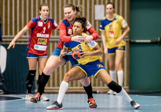 Sveriges Jamina Roberts och Serbiens Dragana Cvljic