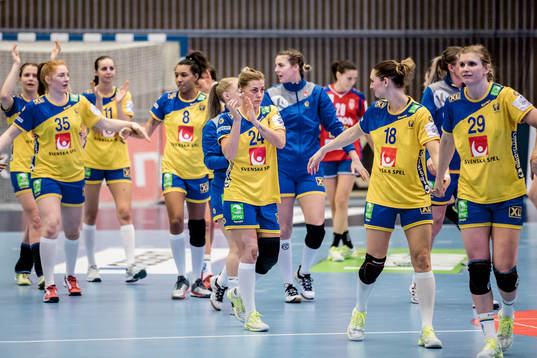 Sveriges spelare jublar