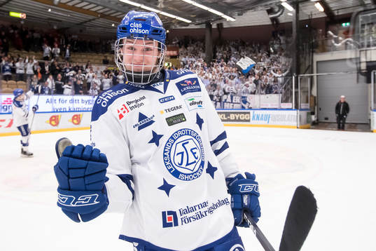 Leksands Filip Johansson jublar