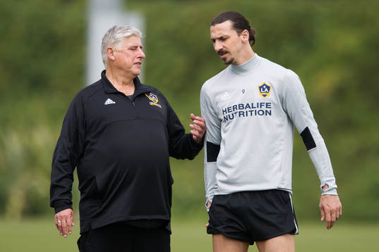 Tränaren Sigi Schmid och Zlatan Ibrahimovic