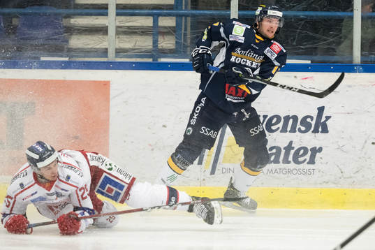 Västerviks Patrik Blomberg och Borlänges Nils Eriksson  i