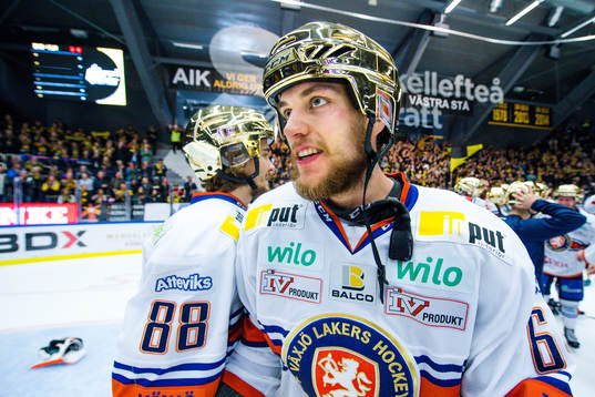 Växjös Eric Martinsson jublar