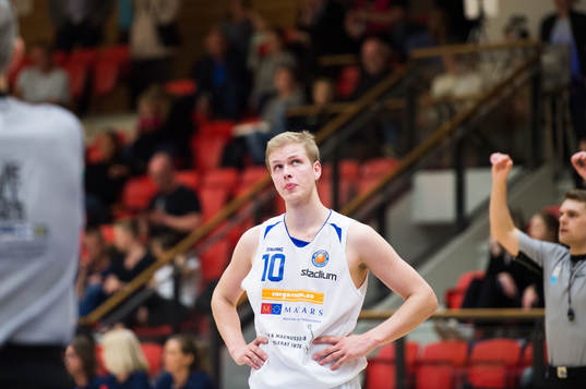 Helsingborgs Patrik Andersson deppar