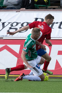 Brages Mattias Liljestrand och Helsingborgs Andri Runar