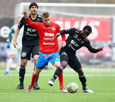 Skellefteås Raymond Ddungu och Nyköpings Oscar Karlsson