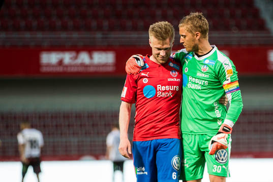 Helsingborgs Andreas Landgren och målvakt Pär Hansson