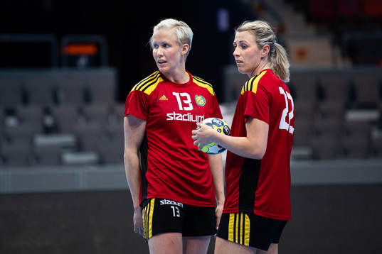 Sävehofs Elin Hallagård och Johanna Ahlm