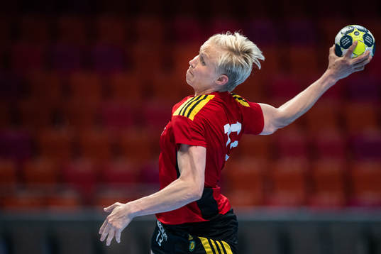 Sävehofs Elin Hallagård skjuter