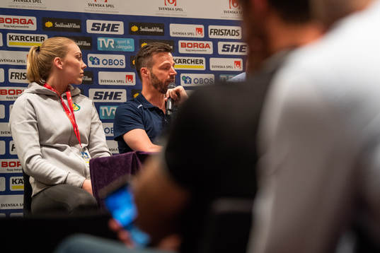 Sävehofs Linnea Pettersson och tränare Henrik Signell