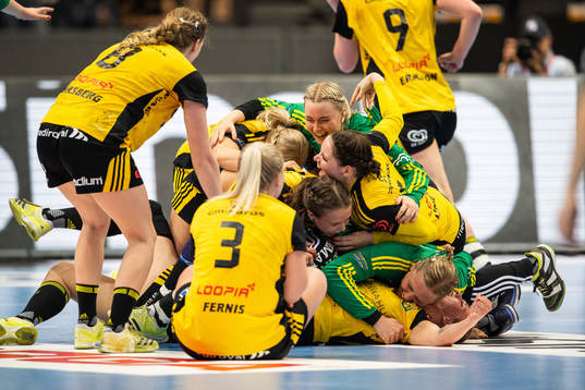 Sävehofs spelare jublar