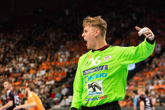 HK Malmös målvakt Kristian Saeverås jublar