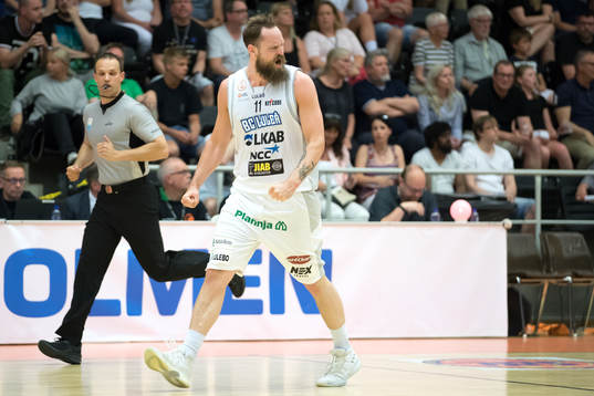 Luleås Tom Lidén jublar