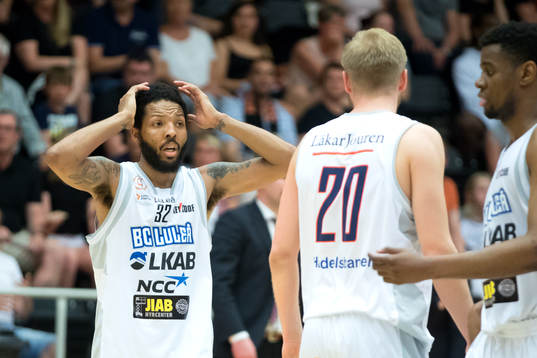 Luleås Brandon Rozzell deppar