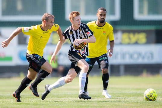 Landskronas Dennis Glofsson