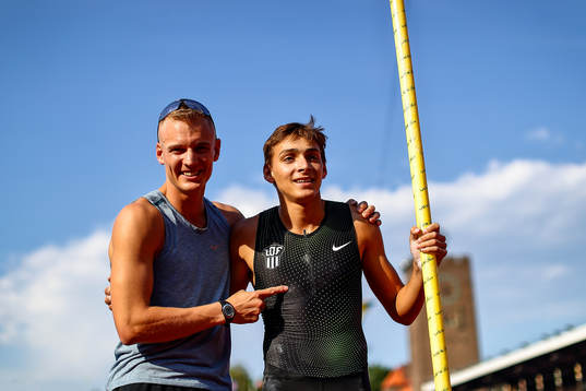 Armand Duplantis i stavhopp