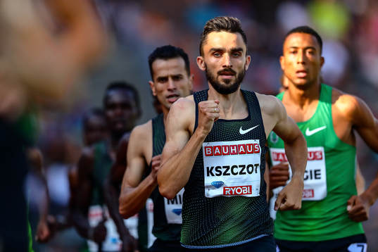 Adam KSZCZOT i män 800 m