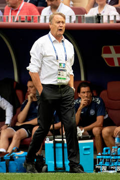 head coach Åge Hareide of Denmark