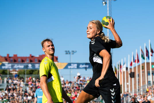 Isabelle Gulldén vid The Super Game i handboll