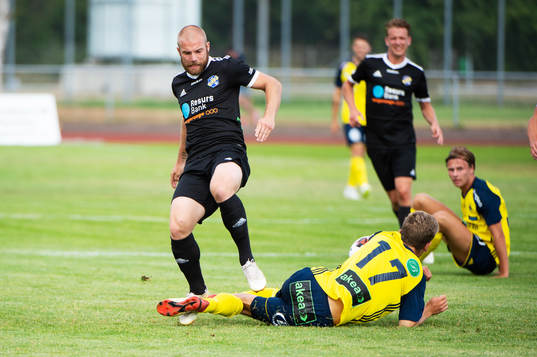 Eskilsminnes Emil Åberg och Ängelholms Niklas Svensson