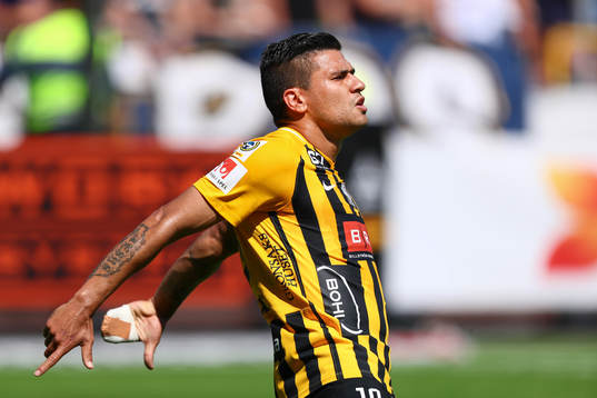 Häckens Paulinho jublar